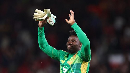 MANCHESTER, ENGLAND - MAY 08: Andre Onana of Manchester United celebrates after  the UEFA Europa League 2024/25 Semi Final Second Leg match between Manchester United and Athletic Club at Old Trafford on May 08, 2025 in Manchester, England. (Photo by Robbie Jay Barratt - AMA/Getty Images)
