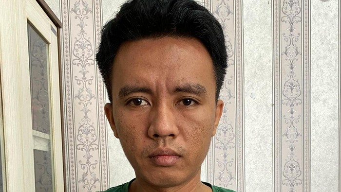 Almandela, terdakwa dalam kasus deepfake di Lampung.