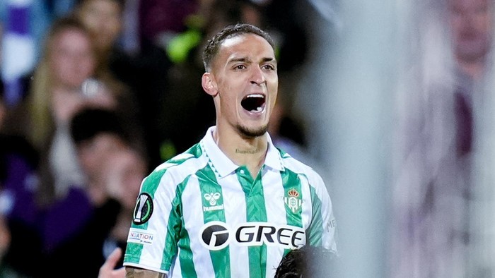 Abde Ezzalzouli of Real Betis Balompie celebrates after scoring second goal during the UEFA Conference League 2024/25 Semi Final Second Leg match between ACF Fiorentina and Real Betis Balompie at Stadio Artemio Franchi on May 8, 2025 in Florence, Italy. (Photo by Giuseppe Maffia/NurPhoto via Getty Images)