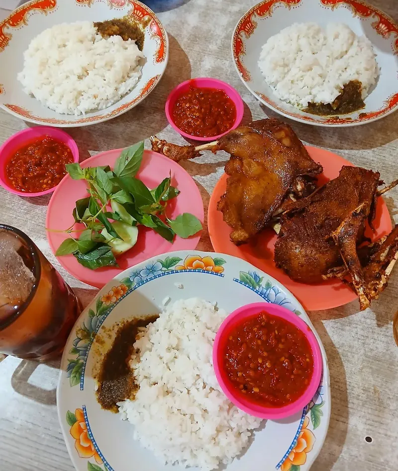 Bebek goreng Surabaya