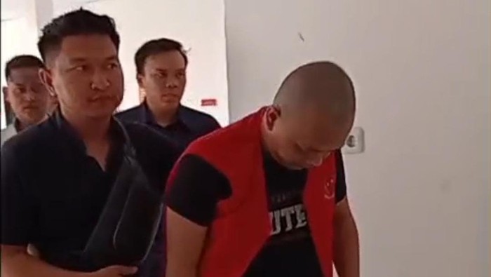 Driver ojek online (ojol) di Bengkulu ditangkap usai jajakan wanita ke pria hidung belang