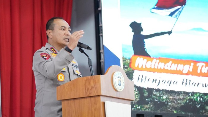 Kapolda Riau Irjen Herry Heryawan melaksanakan kunjungan kerja ke Polres Rokan Hilir.