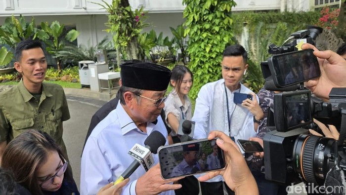 Mantan Gubernur Bank Indonesia (BI) Burhanuddin Abdullah