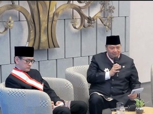 Menko Airlangga-Eks Menlu Marty Terima Penghargaan dari Pemerintah Jepang