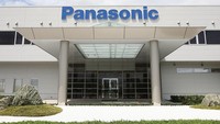 Panasonic menyatakan pemangkasan akan terjadi melalui konsolidasi operasional, penutupan bisnis tertentu, serta pensiun dini bagi sebagian karyawan di Jepang. Panasonic menyiapkan biaya restrukturisasi sebesar 130 miliar yen (sekitar US$ 896 juta). (Getty Images/Junko Kimura)