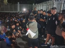 Gelar Aksi Damai, Suporter Panser Biru Legawa PSIS Turun Kasta