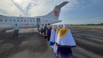Penerbangan Bersejarah Wings Air Antar Jemaah Haji