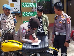 Anak Pensiunan Polisi Acung Jari Tengah ke Polantas Minta Maaf, Motor Disita