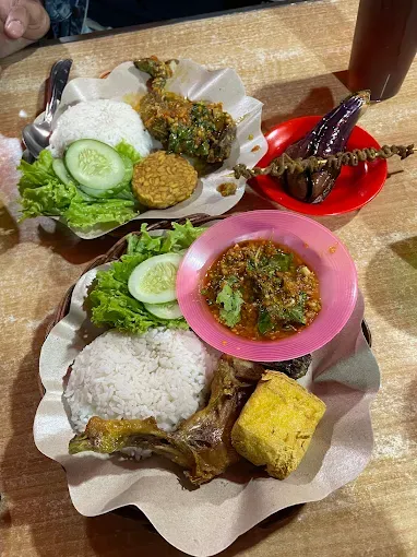 5 Tempat Makan Enak di Area Apartemen, Sambal Bakar hingga Pecel Lele
