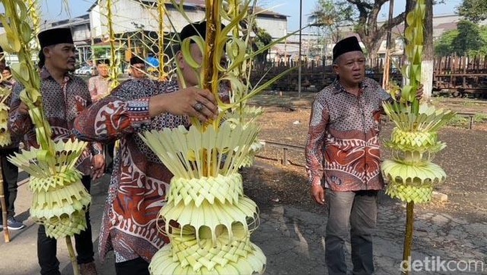 Tradisi Manten Tebu PG Ngadirejo Tandai Dimulainya Musim Giling