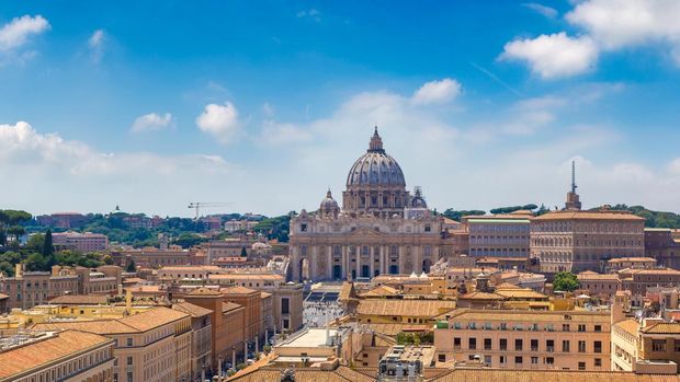 Basilica of St. Peter in a summer day in Vatican