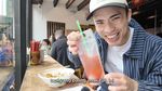 YouTuber Indonesia Cicip Gado-gado dan Ikan Bakar di New York