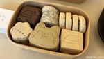 Gemasnya Sable Cookies Bentuk Kucing Maneki Neko di Toko Kue Mungil