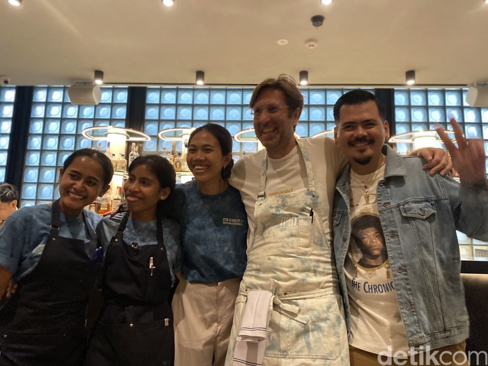 Dessert Lak-Lak dan Kedondong Spesial di Resto Peraih Penghargaan Dessert Lak-Lak dan Kedondong Spesial di Resto Peraih Penghargaan