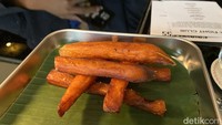 Terakhir, ada Fries yang sederhana tetapi rasanya cocok di lidah orang Indonesia. Berupa ubi goreng bertekstur renyah dengan sentuhan gurih nikmat. Foto: Detikcom / Atiqa Rana
