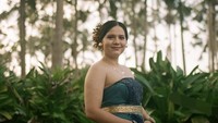 Elodie yang kini menetap di Bali sudah menikah terlebih dahulu sebelum kakaknya. Ia seringkali membagikan kenangan masa kecil serta waktu-waktu bersama kakaknya, Maxime. Foto: Instagram/elodie_bouttier