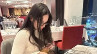 Elodie menempuh pendidikan dan sempat tinggal di Australia. Tak heran restoran-restoran di Perth hingga Melbourne menjadi destinasinya untuk kulineran. Foto: Instagram/elodie_bouttier