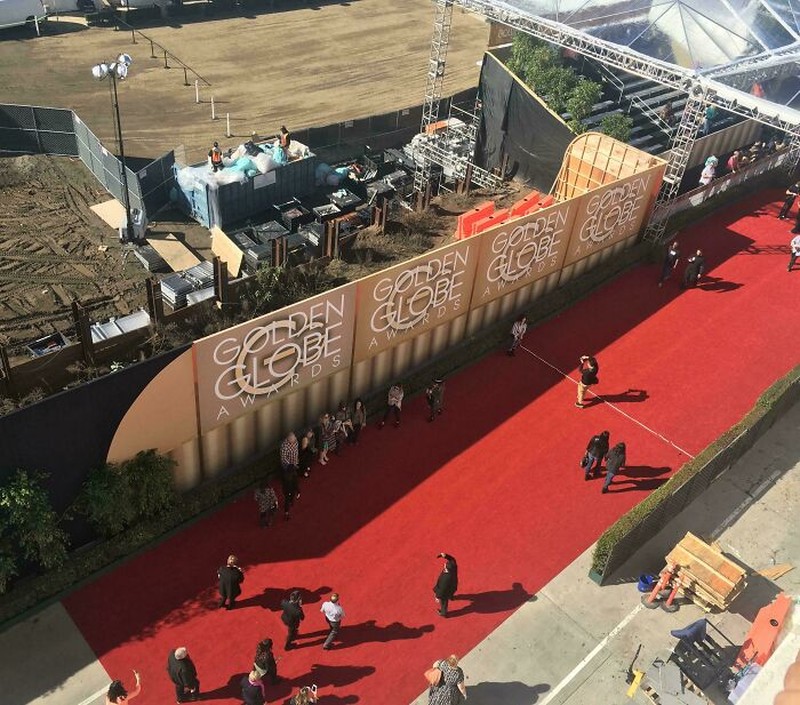 Foto yang diambil dari sisi berbeda