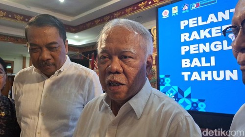 Kepala Otorita IKN, Basuki Hadimuljono saat diwawancarai di Denpasar, Bali, Sabtu (10/5/2025).