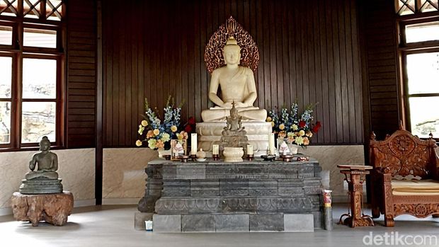 Menengok Vihara Bodhigiri Blitar Pusat Meditasi