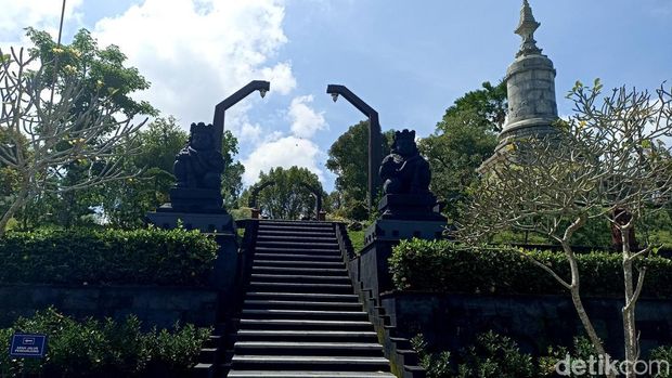 Menengok Vihara Bodhigiri Blitar Pusat Meditasi