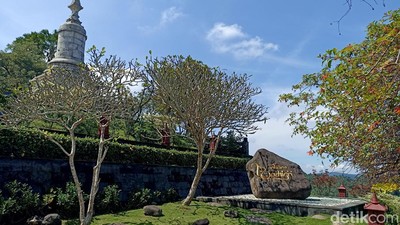 Wisata Religi Dan Pusat Meditasi di Vihara Bodhigiri