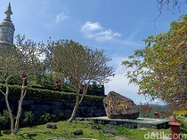 Wisata Religi Dan Pusat Meditasi di Vihara Bodhigiri