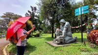 Berada di Kecamatan Sukmajaya, Studio Alam TVRI menjadi tempat wisata yang menawarkan konsep alam di Kota Depok. Tempat yang diresmikan tahun 1985 ini kerap menjadi lokasi film maupun sinetron/serial.
