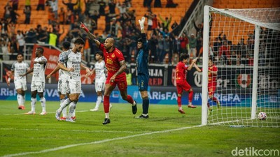 Persija Tumbangkan Bali United 3-0