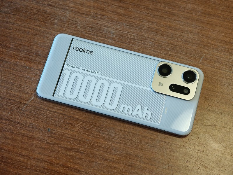 Realme GT 10.000 mAh