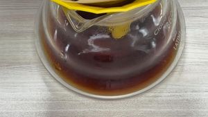 Video: Seduh Kopi pakai Corong Kuning yang lagi Viral 