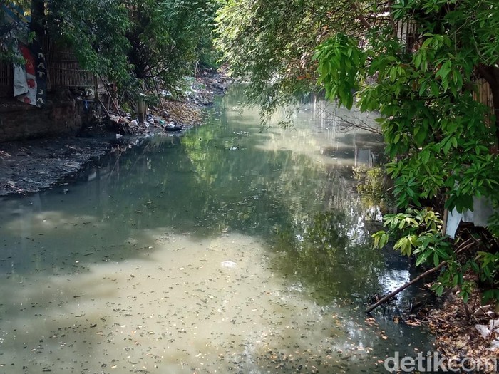 Sungai di kawasan Sukalila, Kota Cirebon