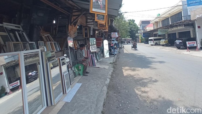 Sungai di kawasan Sukalila, Kota Cirebon