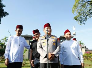 Bertemu Rocky Gerung di Riau, UAS: Saya Dinobatkan Jadi Ustaz Akal Sehat