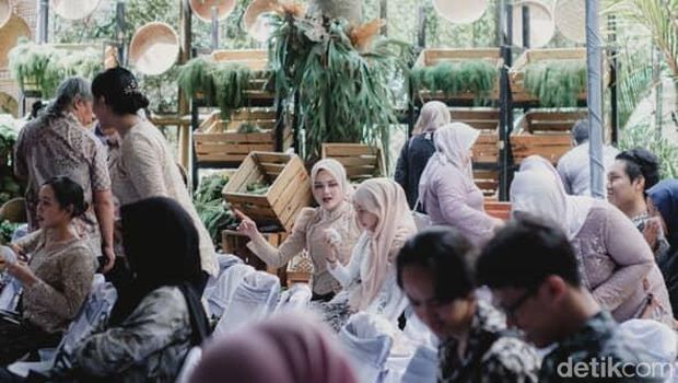 Acara pernikahan yang menyediakan aneka sayuran sebagai souvenir bisa menajdi inspirasi.