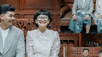Aci Resti berterima kasih sebesar-besarnya pada Asri Welas sudah membuat kain untuk busana nikahnya yang begitu baik. (Foto: dok Instagram)