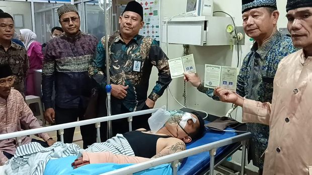 Ahmad Harda (30) yang dibacok saat akan menikah melangsungkan akad di IGD RSUD Bari Palembang