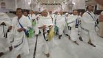 Khusyuk Beribadah, Jamaah Calon Haji Indonesia Lakukan Tawaf dan Sai di Masjidil Haram