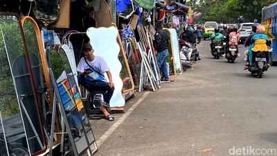 Jalan Ibrahim Adjie, Pusat Cermin Estetik di Kota Bandung