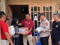Polres Kebumen Salurkan Bantuan Sembako kepada Warga Disabilitas