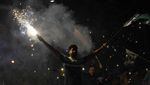 Potret Warga Hyderabad Rayakan Gencatan Senjata India-Pakistan
