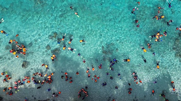 Pulau Rubiah, Surga Bawah Laut Favorit Wisatawan di Libur Waisak