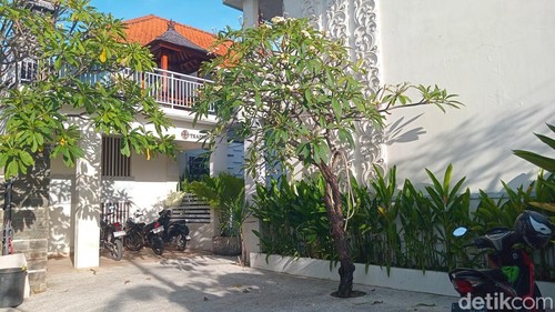 Thapleuk Residence, salah satu kos mewah di kawasan Jimbaran, Kuta Selatan, Badung, Bali, Rabu (23/4/2025). (Foto: Aryo Mahendro/detikBali)