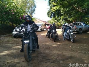 The Dudas Minus One Lihat Pacuan Kuda Joki Cilik lalu Naik Moge di Bima