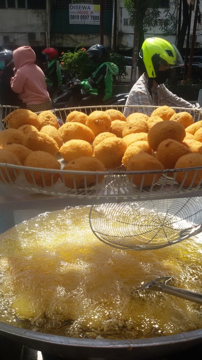 rekomendasi combro enak