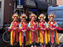 KPM Bawa Tari Tradisional Indonesia Bersinar di Festival Indisch Den Haag 2025