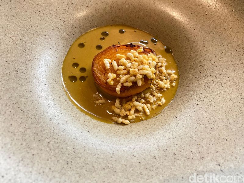 ESA Restaurant Sajikan Makanan Khas Jakarta dengan Gaya Fine Dining