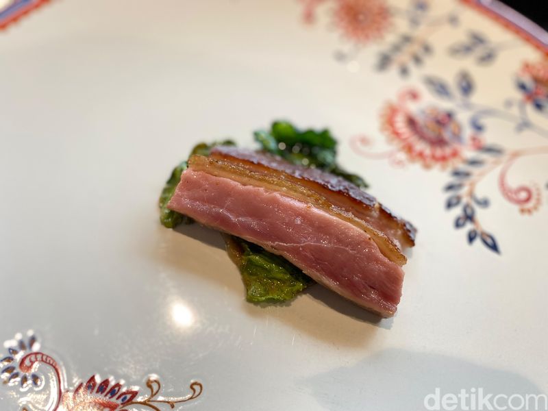 ESA Restaurant Sajikan Makanan Khas Jakarta dengan Gaya Fine Dining
