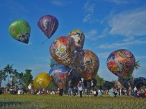 Festival Balon Ngawen Meriahkan Perayaan Waisak