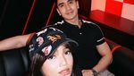 Verrell Bramasta Pamer Otot Saat Main Gokart Sama Fuji